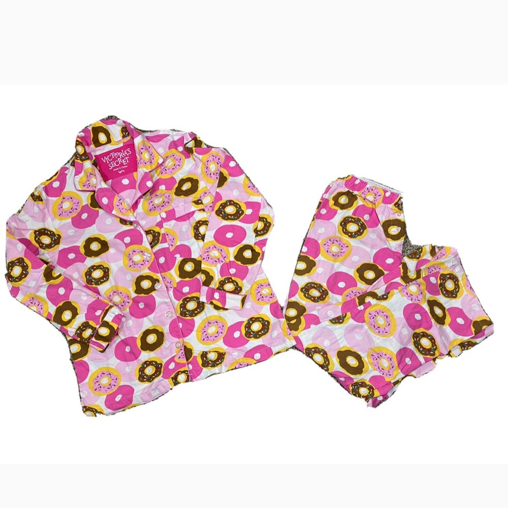 Victoria Secret Long Sleeved Pajamas